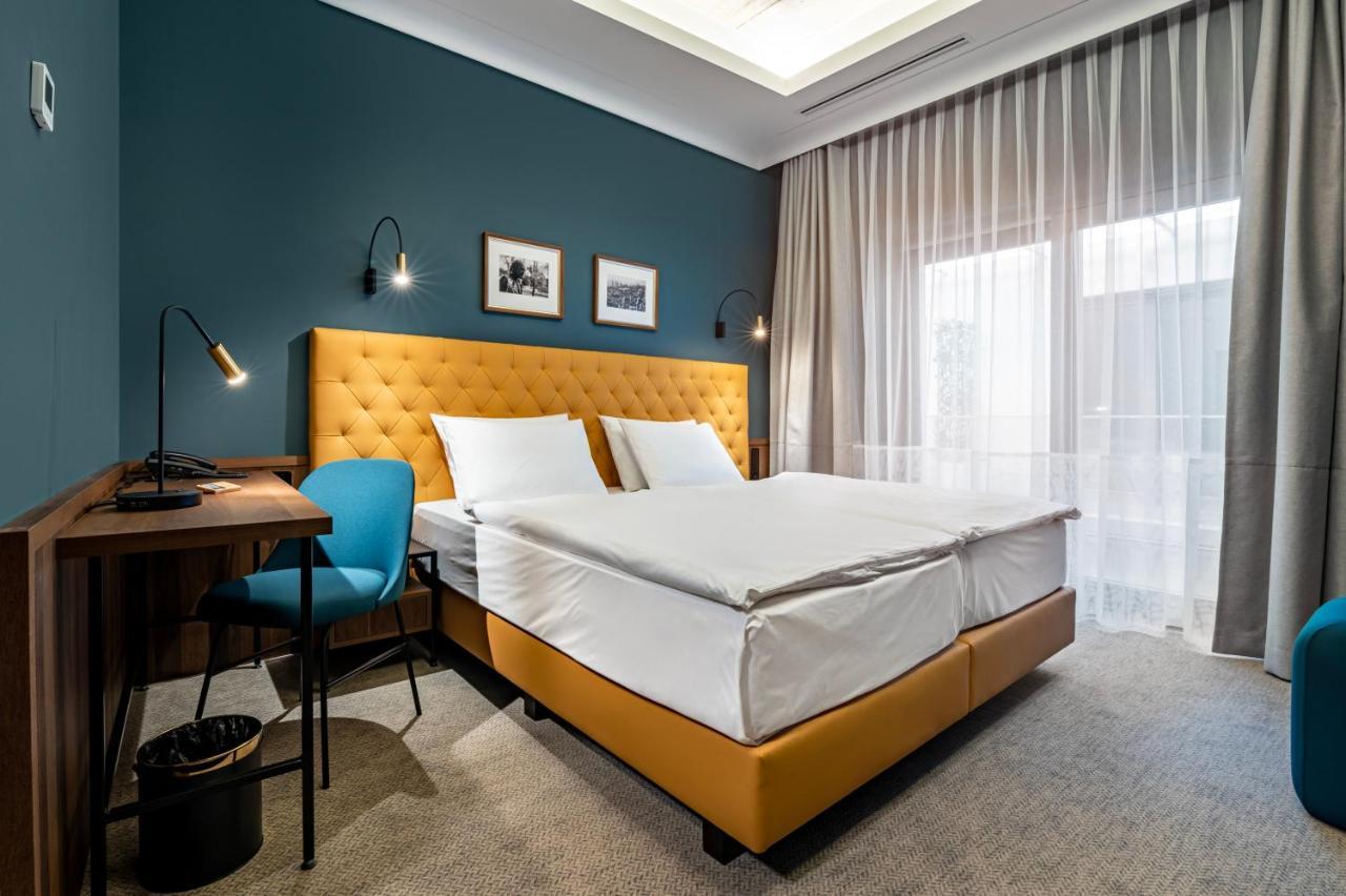 Palatinus Boutique Hotel Печ Экстерьер фото
