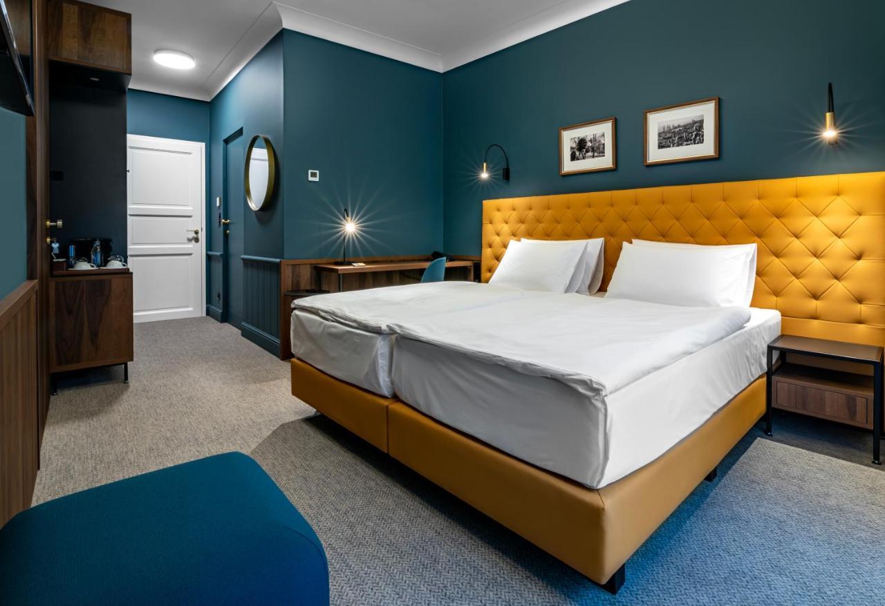 Palatinus Boutique Hotel Печ Экстерьер фото