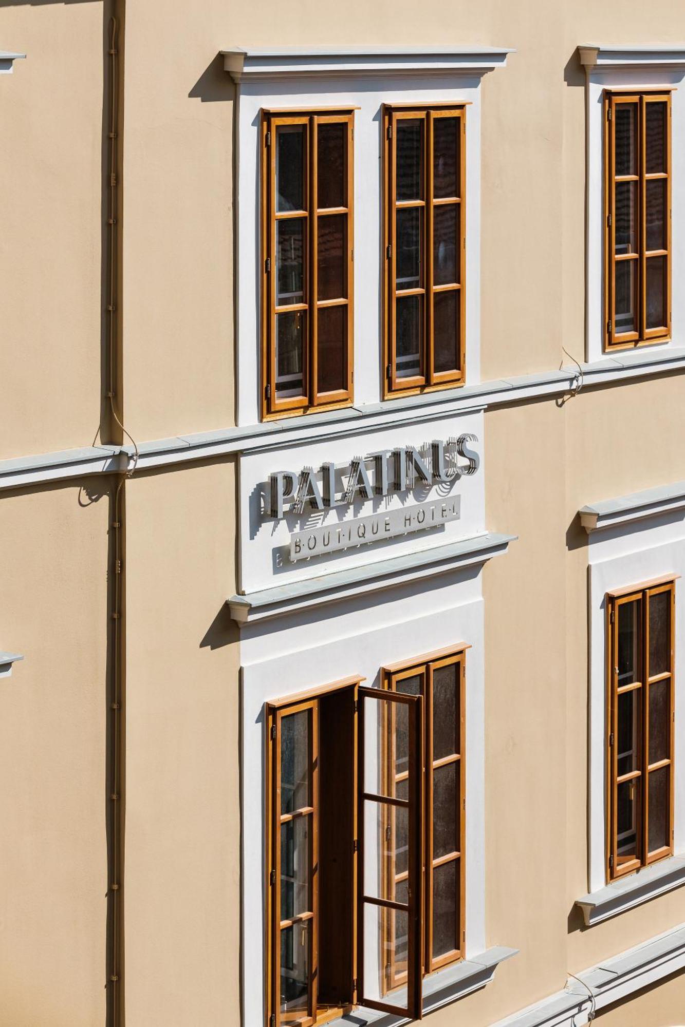 Palatinus Boutique Hotel Печ Экстерьер фото