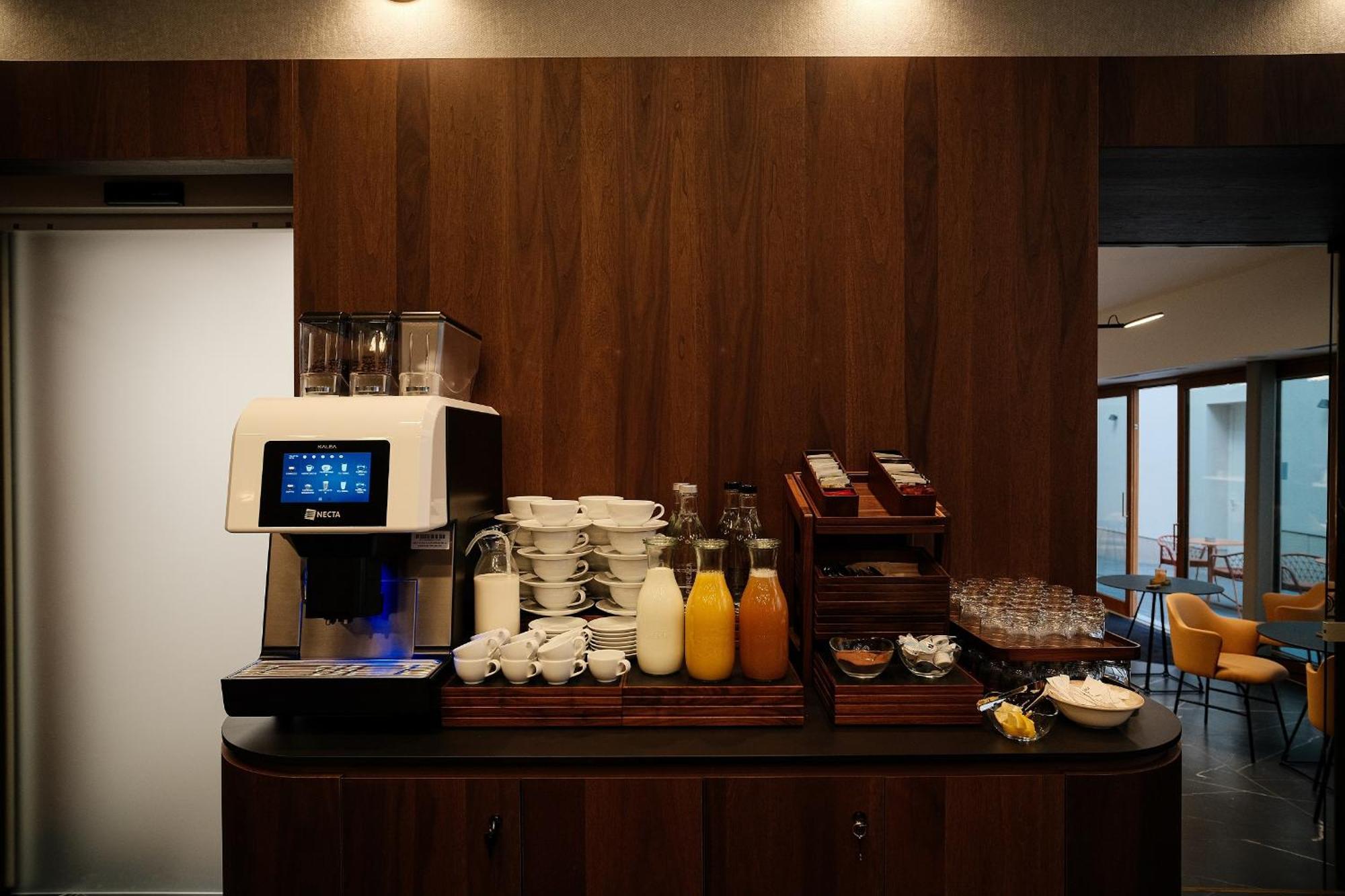 Palatinus Boutique Hotel Печ Экстерьер фото
