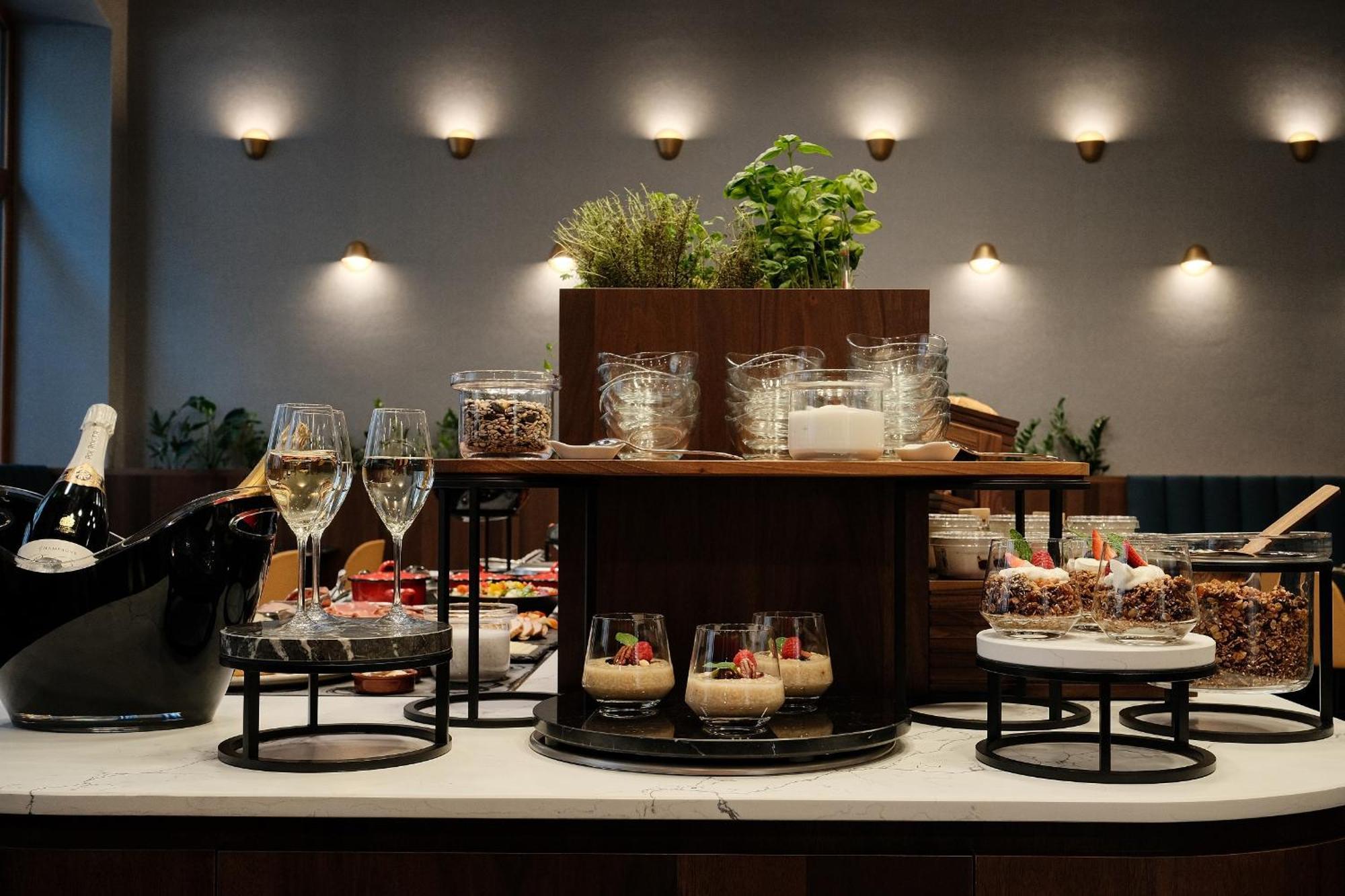 Palatinus Boutique Hotel Печ Экстерьер фото